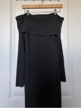 Aritzia Wilfred Grey Off-Shoulder Long Sleeve Knit Dress